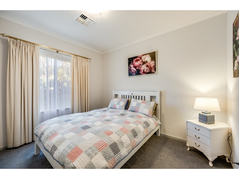 12 Swains Crossing Road, Victor Harbor SA 5211