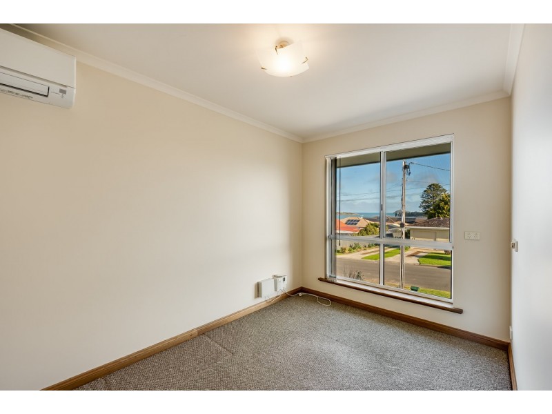 6 Donegal Street, Mccracken SA 5211