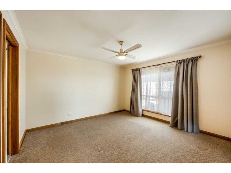 6 Donegal Street, Mccracken SA 5211