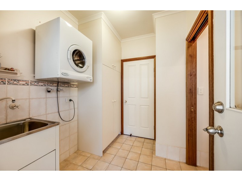 6 Donegal Street, Mccracken SA 5211
