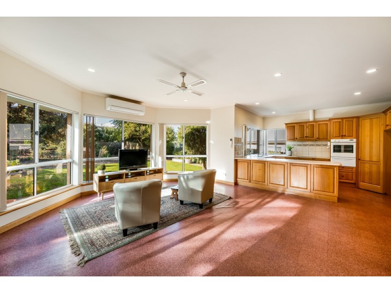 6 Donegal Street, Mccracken SA 5211
