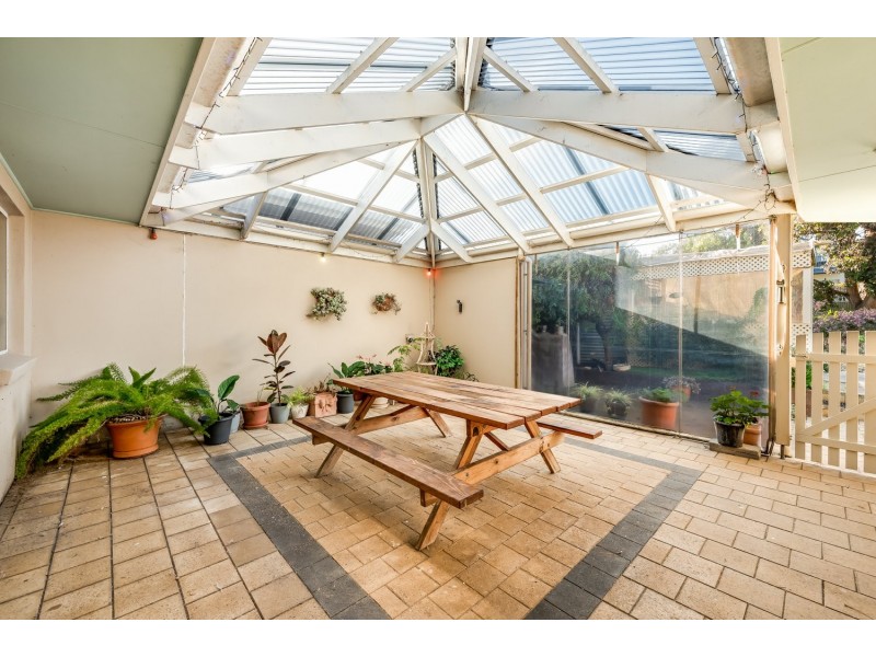 6 Donegal Street, Mccracken SA 5211