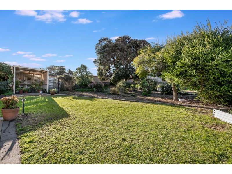 6 Donegal Street, Mccracken SA 5211