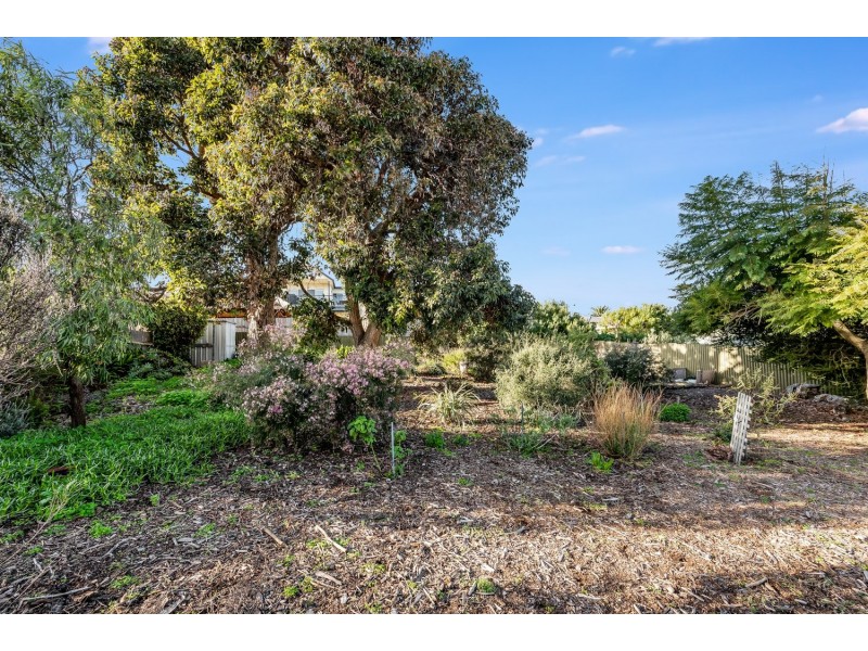 6 Donegal Street, Mccracken SA 5211