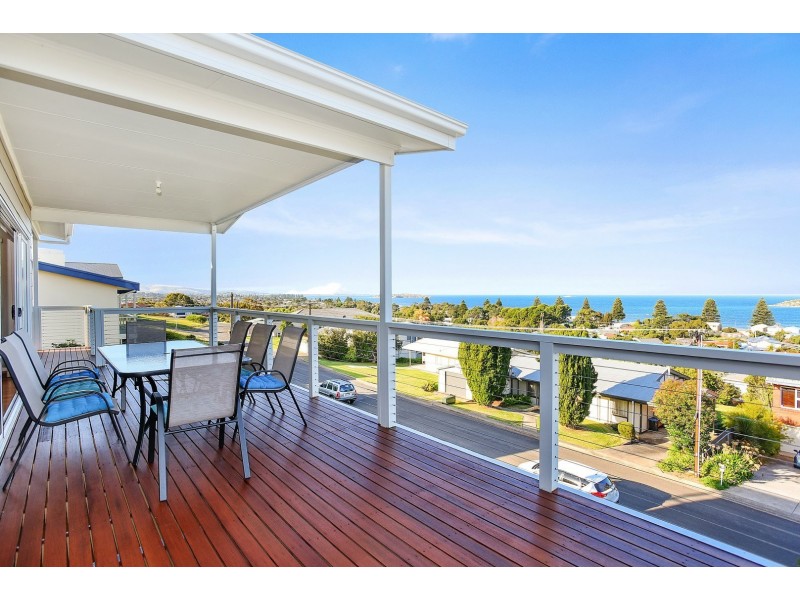 19 Seacrest Avenue, Encounter Bay SA 5211