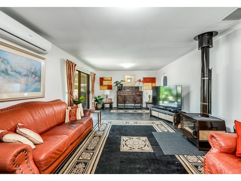 12 Connell Street, Victor Harbor SA 5211