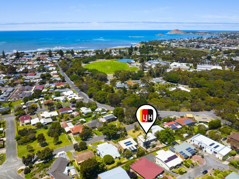 21 Swain Road, Victor Harbor SA 5211