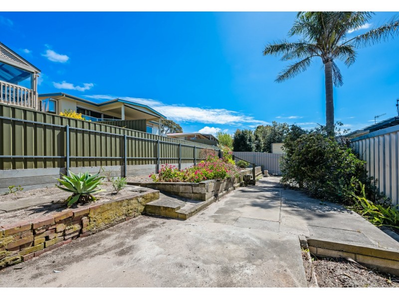 21 Swain Road, Victor Harbor SA 5211