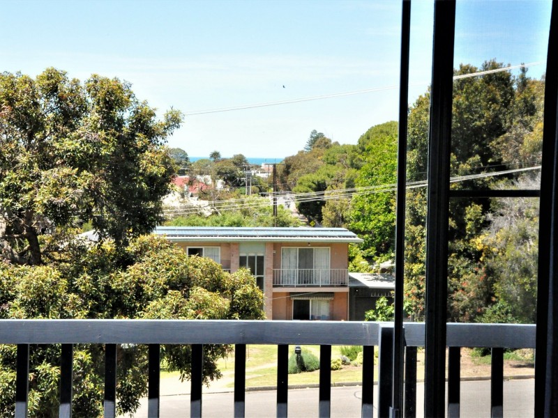 21 Swain Road, Victor Harbor SA 5211