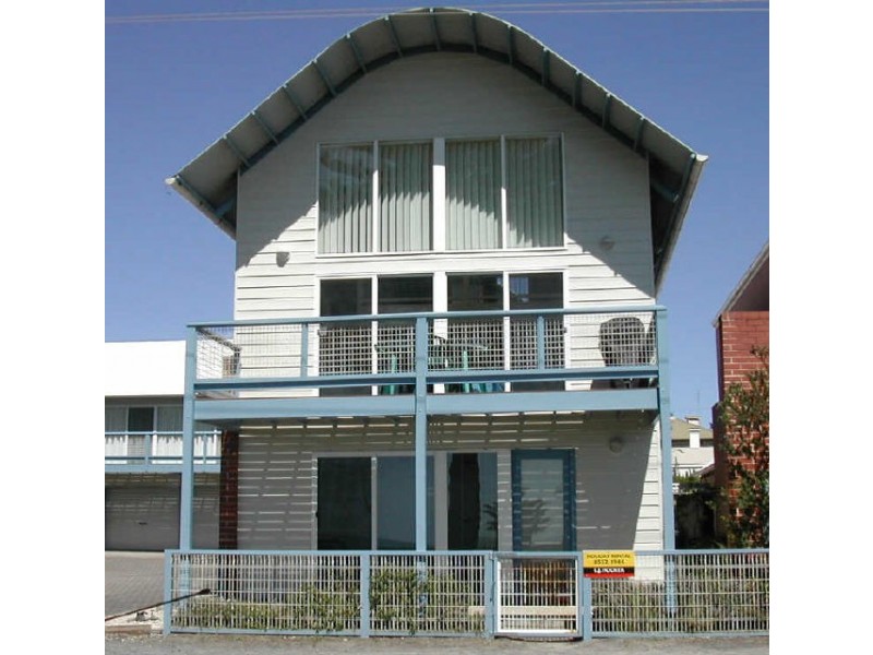 1/16 Flinders Parade, Victor Harbor SA 5211