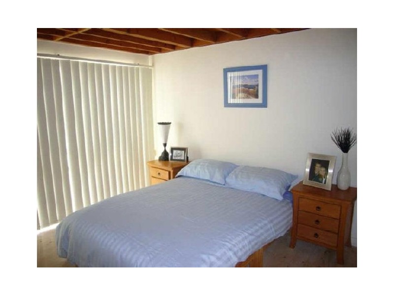 1/16 Flinders Parade, Victor Harbor SA 5211