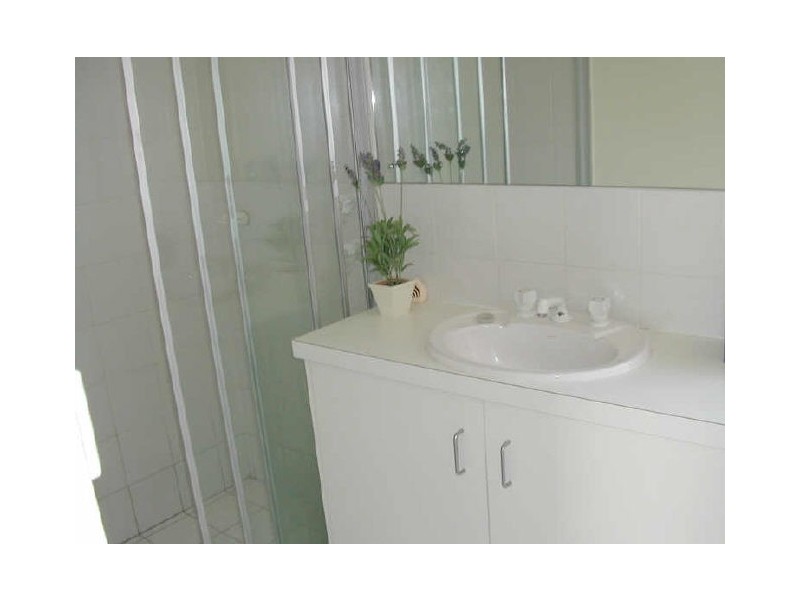 1/16 Flinders Parade, Victor Harbor SA 5211