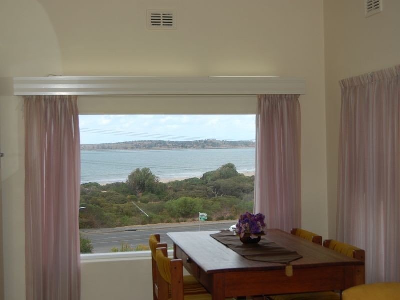 1/81 Hindmarsh Road, Victor Harbor SA 5211