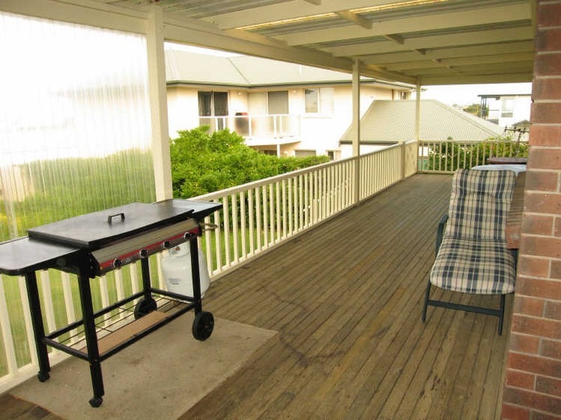 107 Albatross Avenue, Victor Harbor SA 5211