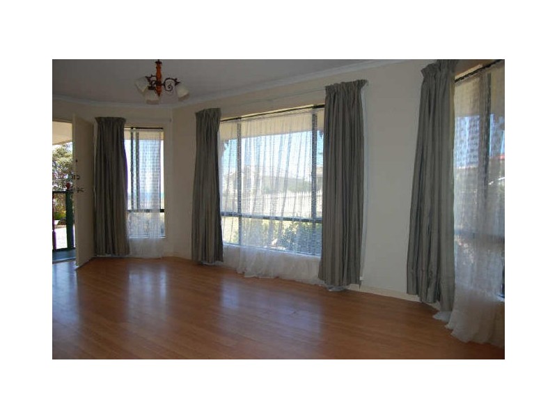 18 Mayflower Court, Encounter Bay SA 5211