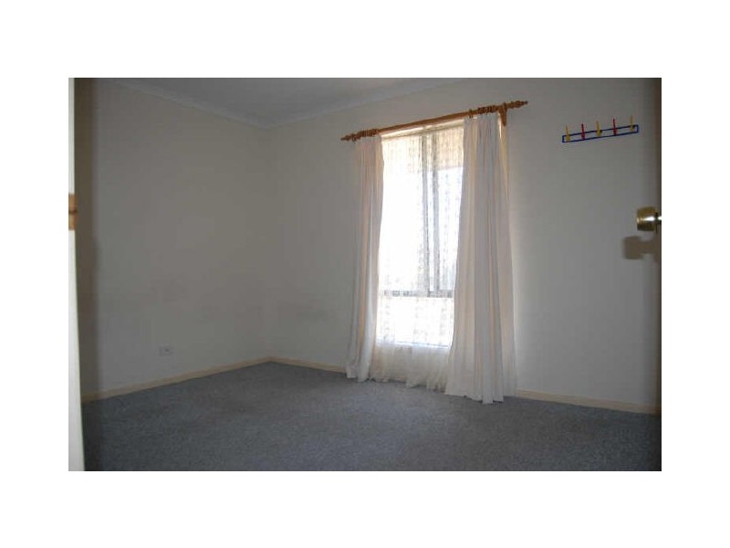 18 Mayflower Court, Encounter Bay SA 5211
