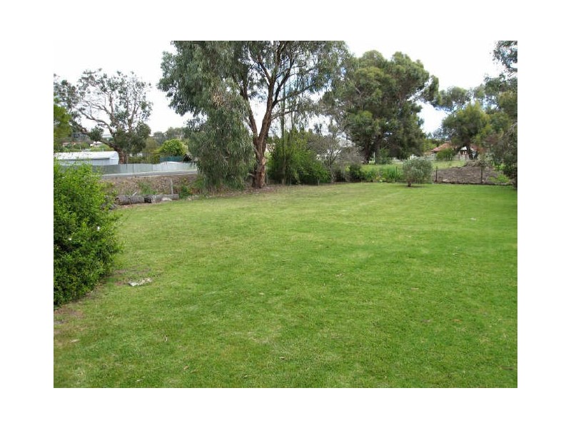 35 Russell Street, Encounter Bay SA 5211