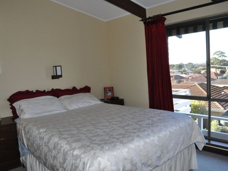 8 Edzell Road, Victor Harbor SA 5211