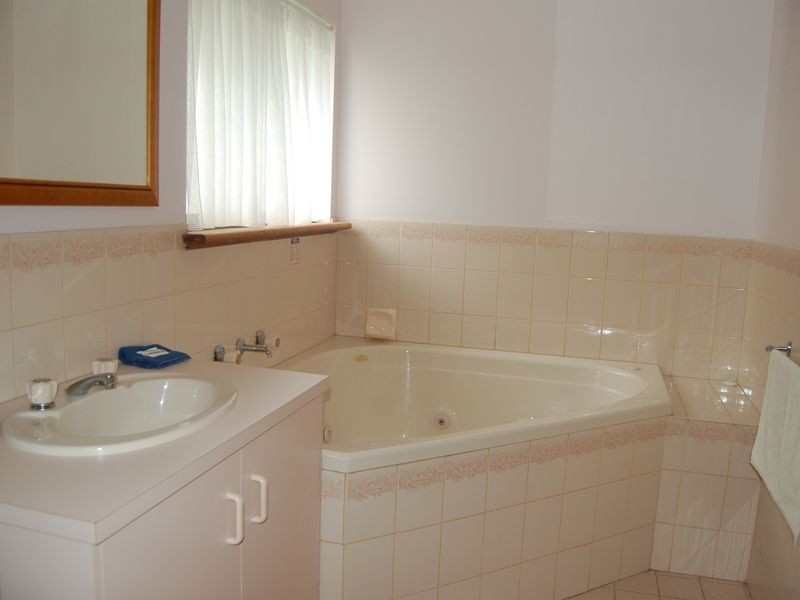 “Sea View Apartments”/ Inman Valley Road, Victor Harbor SA 5211