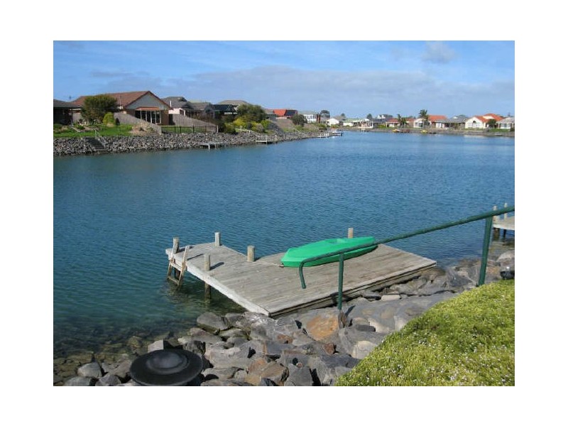 21 Matthew Flinders Drive, Encounter Bay SA 5211