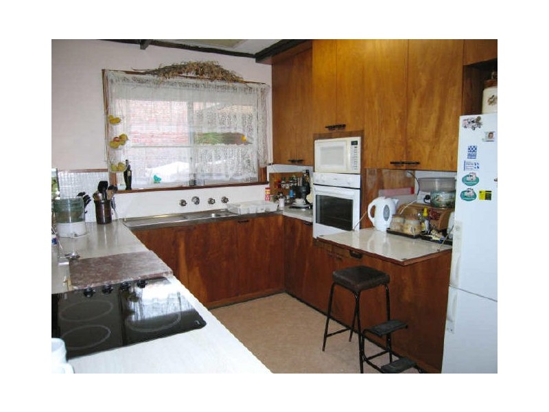 22 The Parkway, Victor Harbor SA 5211