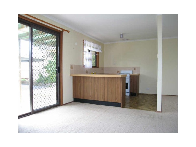 2 Oxford Road, Victor Harbor SA 5211