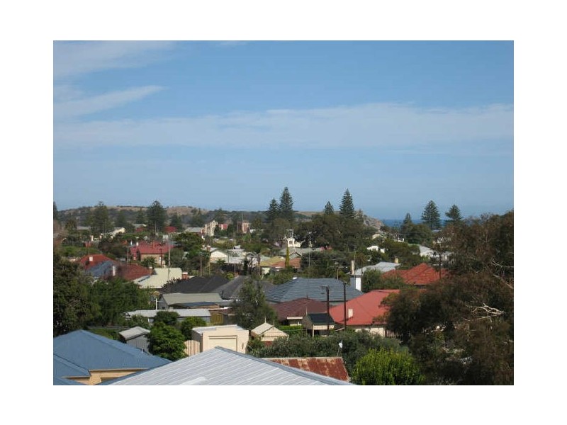 9 Lawson Street, Victor Harbor SA 5211