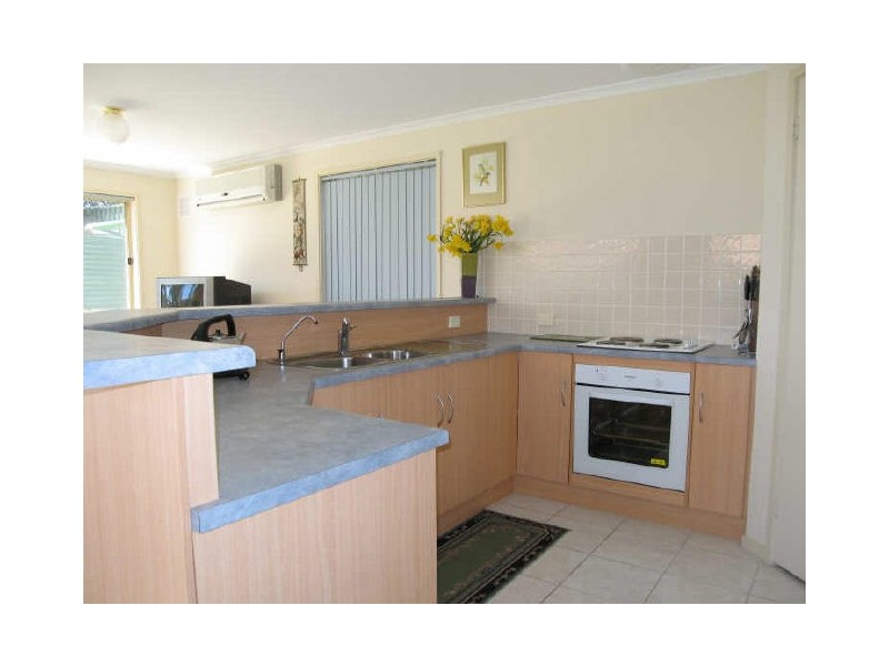 7 Palm Court, Mccracken SA 5211