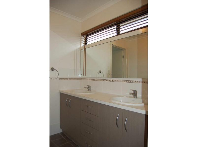 2/10 Hope Street, Encounter Bay SA 5211