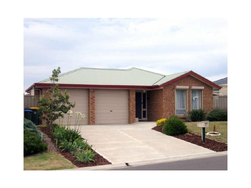 11 Heysen Parade, Hayborough SA 5211