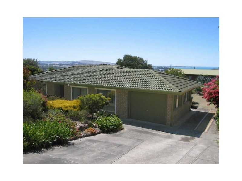 34 White Crescent, Encounter Bay SA 5211