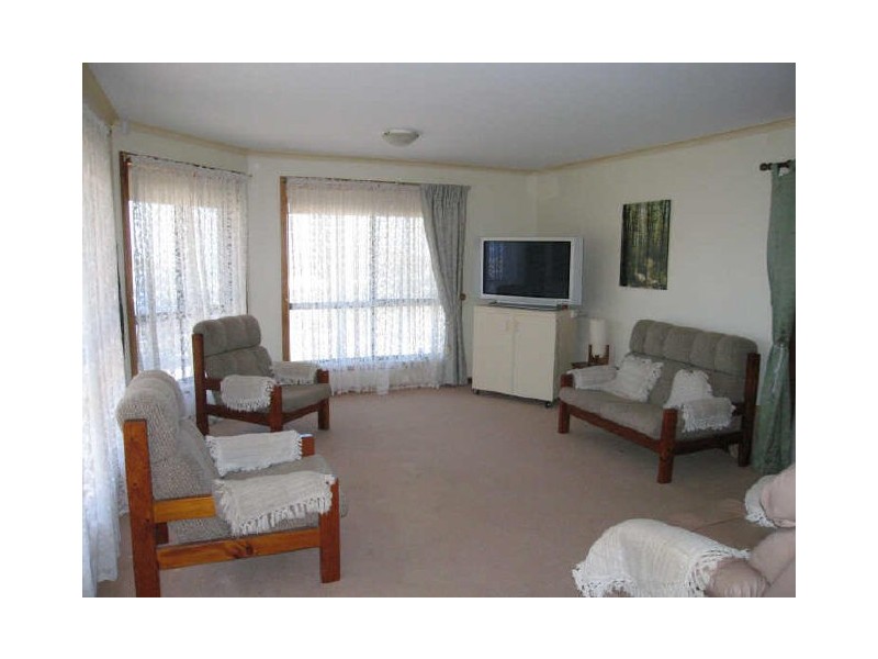 2 Buffalo Court, Encounter Bay SA 5211