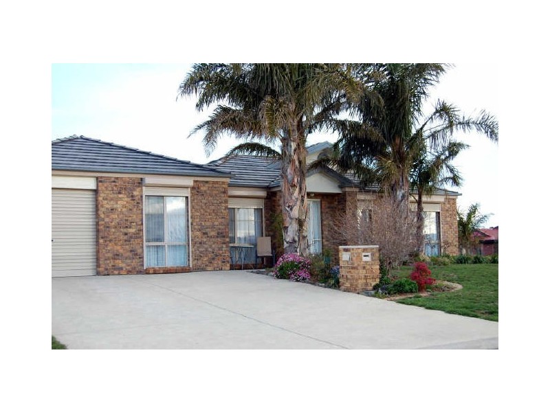 2 Humberstone Avenue, Hayborough SA 5211