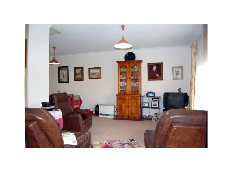 1 Dolphin Avenue, Encounter Bay SA 5211