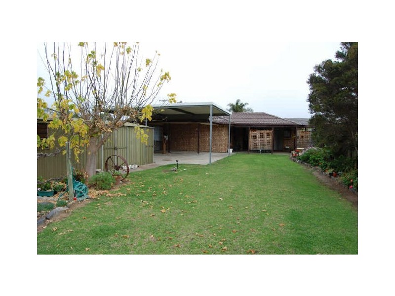 1 Dolphin Avenue, Encounter Bay SA 5211