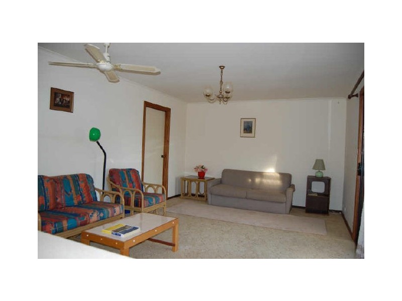 17 Passatt Street, Encounter Bay SA 5211