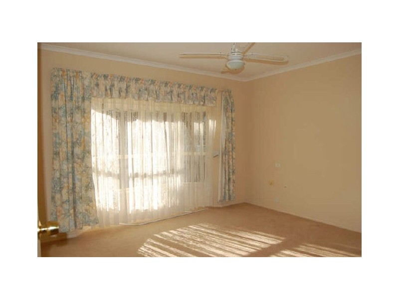 10 Forrest Street, Victor Harbor SA 5211