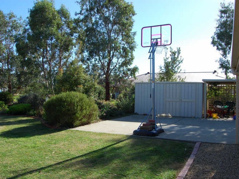 21 Lipizzaner Drive, Hindmarsh Valley SA 5211