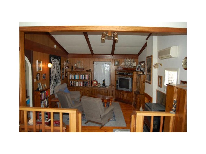 1 Harpoon Avenue, Encounter Bay SA 5211