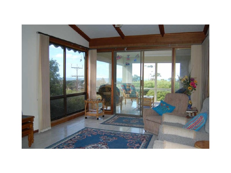 1 Harpoon Avenue, Encounter Bay SA 5211