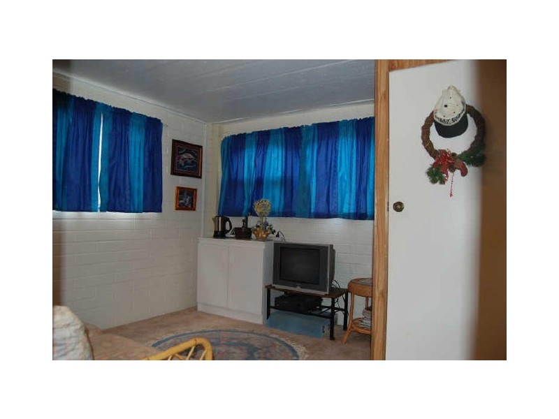 1 Harpoon Avenue, Encounter Bay SA 5211