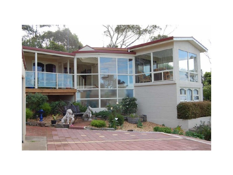 1 Harpoon Avenue, Encounter Bay SA 5211