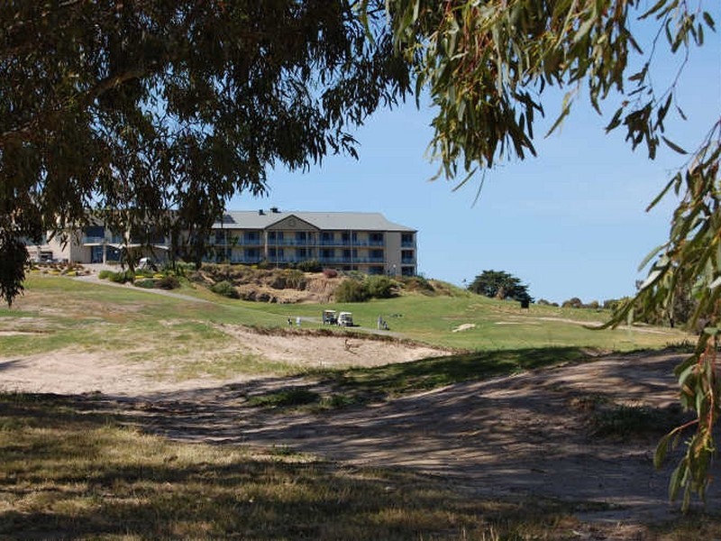 9 Links Court, Mccracken SA 5211