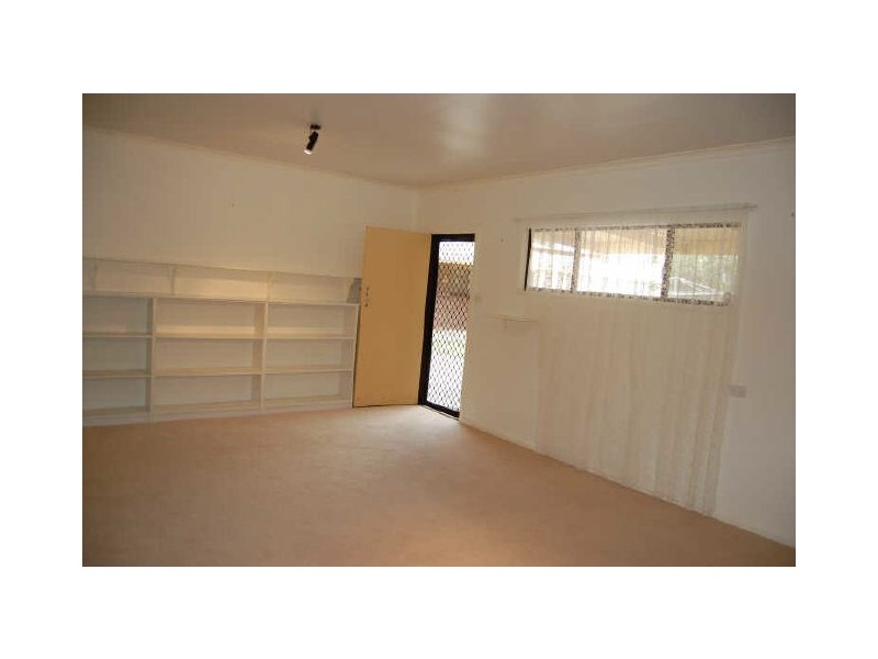 3 River Road, Victor Harbor SA 5211