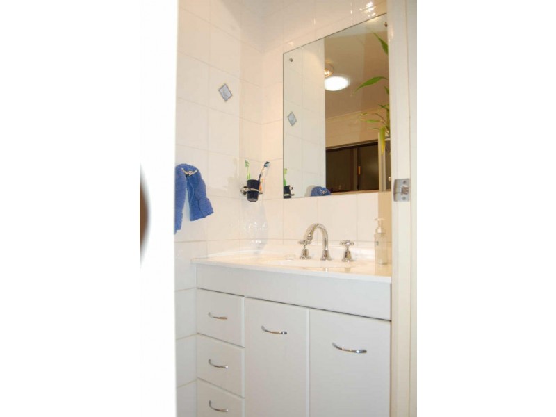 3 River Road, Victor Harbor SA 5211