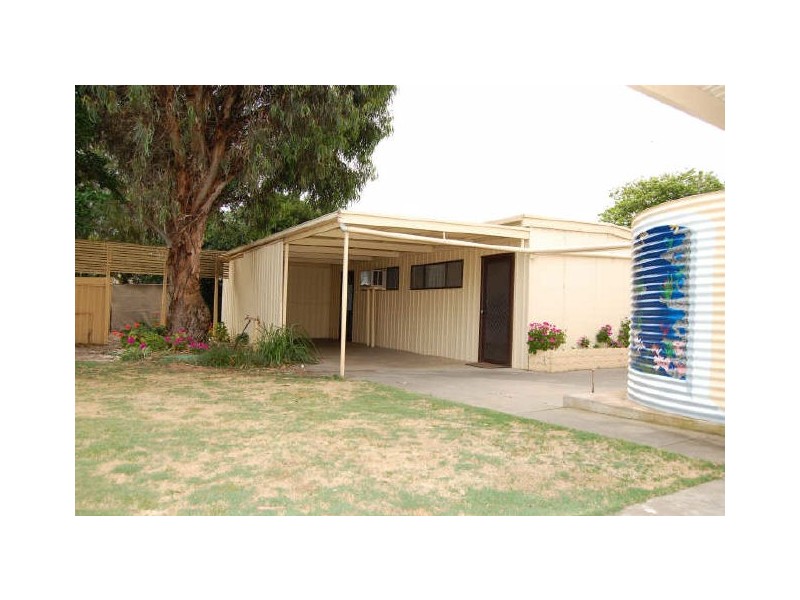 3 River Road, Victor Harbor SA 5211