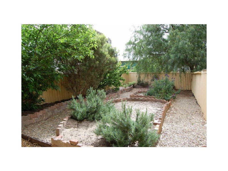 3 River Road, Victor Harbor SA 5211