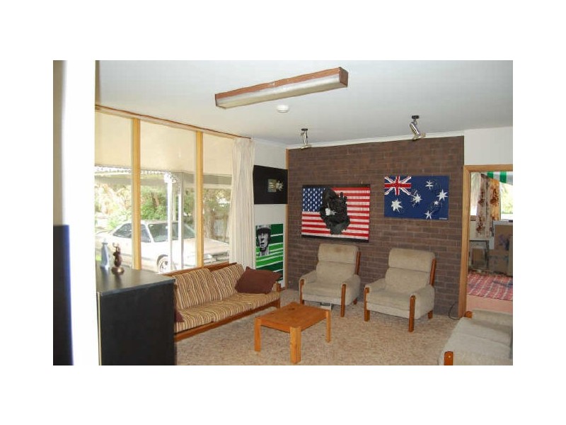 19 Higgins Street, Encounter Bay SA 5211