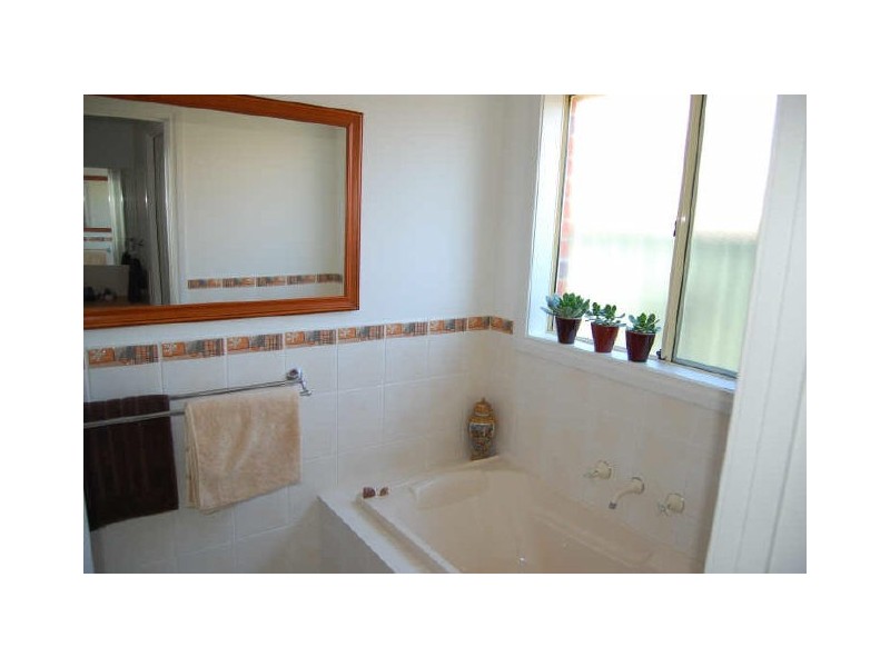 32 Tripp Street, Encounter Bay SA 5211