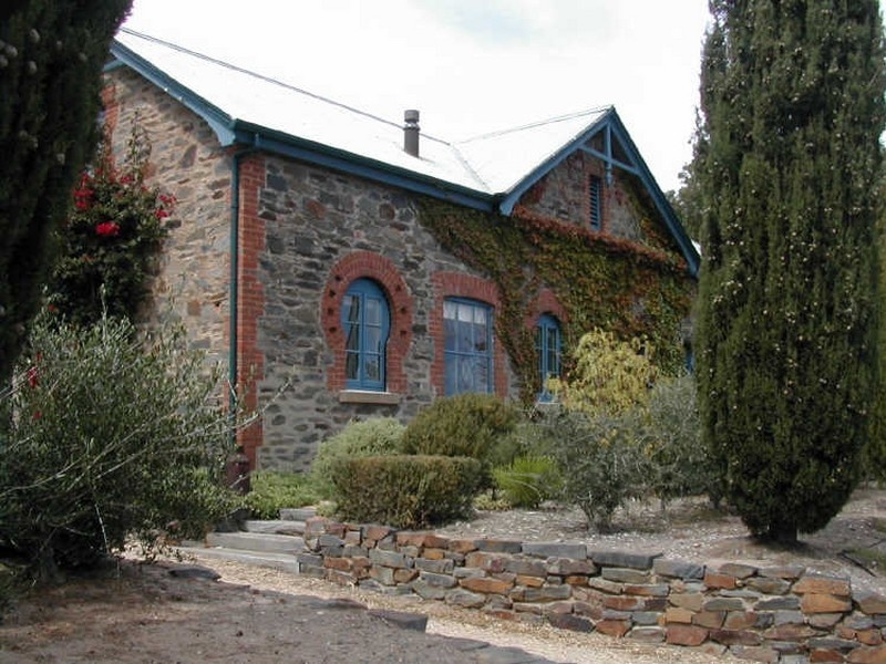 10 Modra Street, Victor Harbor SA 5211